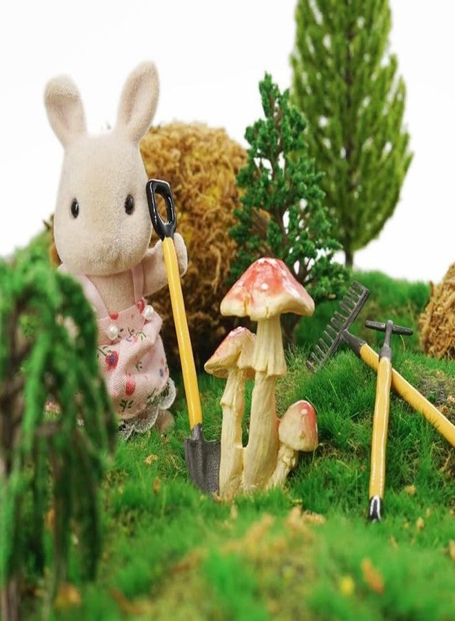 مجموعة أدوات زراعية مصغرة مكونة من 3 قطع بمقياس 1/12، تشمل المجرفة والجاروف والمعول، وإكسسوارات تزيين بيوت الدمى، ومستلزمات الحدائق، ومجموعة نماذج المشاهد. - Image 3